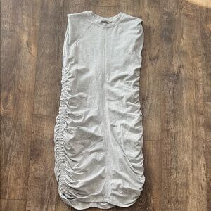 Women’s Athleta Gray Sleeveless Ruched Dress